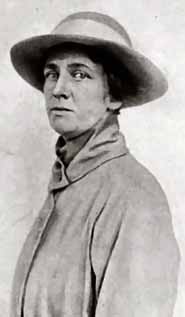 Helen Davenport Gibbons’ın “Tarsus’un Kırmızı Kilimleri” kitabı hakkında inceleme