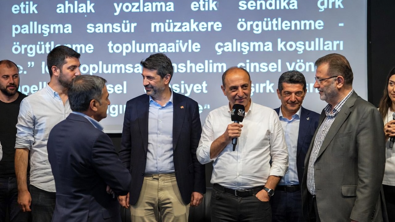 Türk Sineması ve Dizi Sektöründeki Sorunlar: