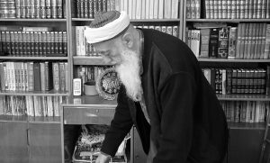 Nizamettin Demir: Bugünün En Büyük Meselesi: Bilgiyi Kaybettik, Taklidi Büyüttük…